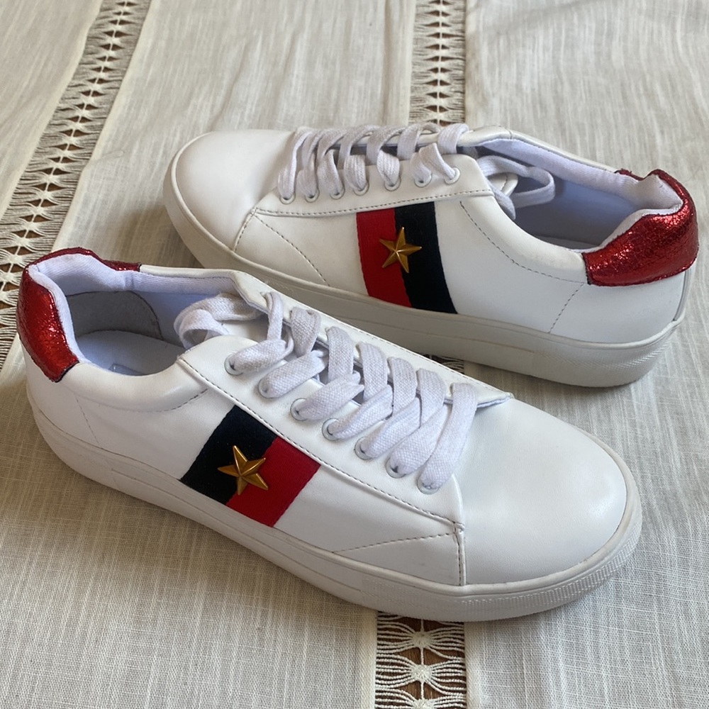 Steve Madden Sneakers